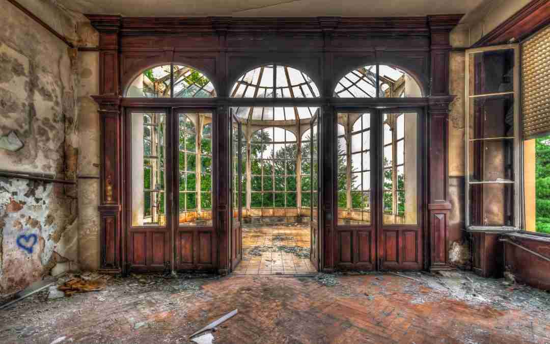Tenant Abandoned the Rental? An Arizona Landlord’s Step-by-Step Guide